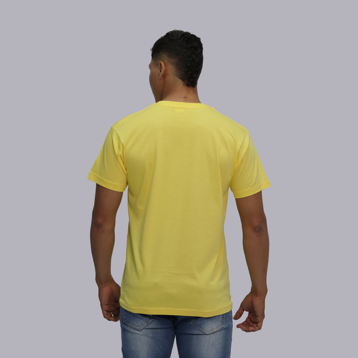 CAMISETA BASICA PREMIUM / AMARILLO CLARO