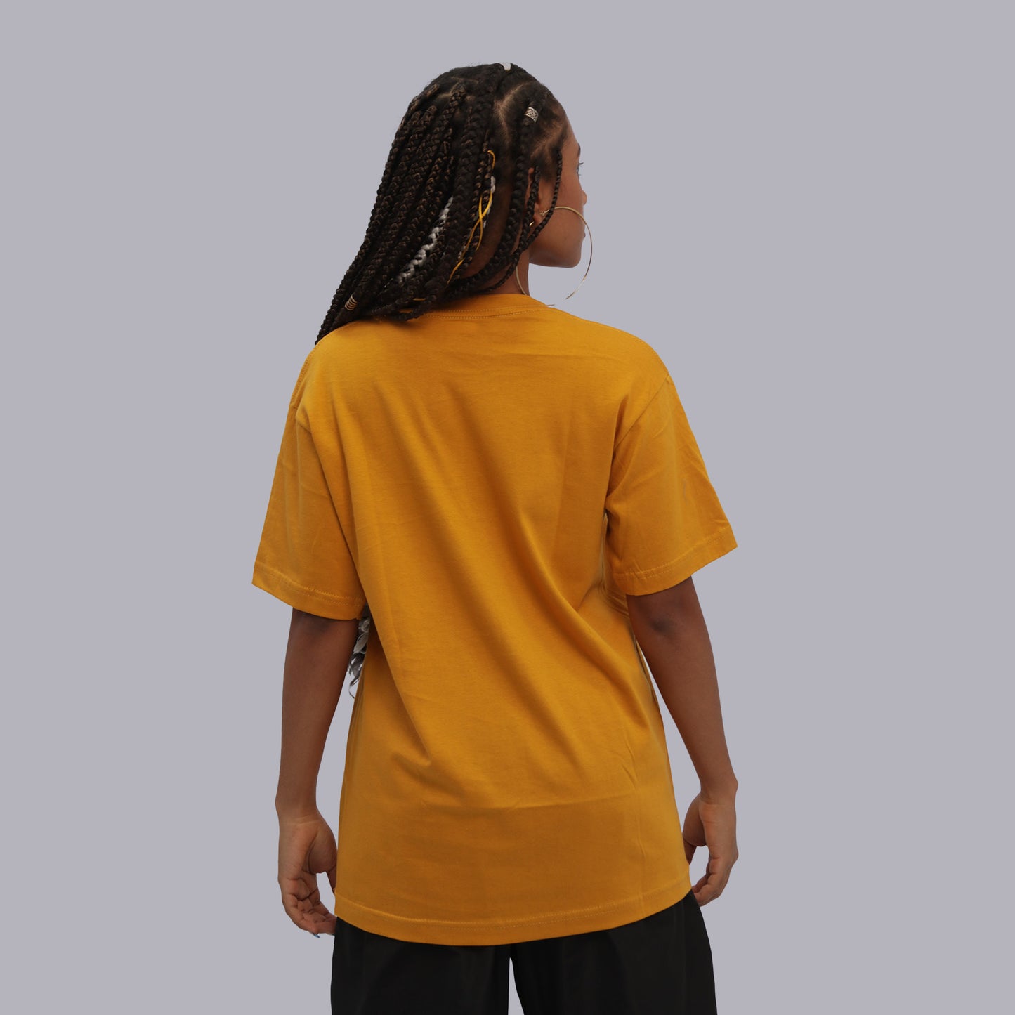 CAMISETA BASICA PREMIUM / MOSTAZA