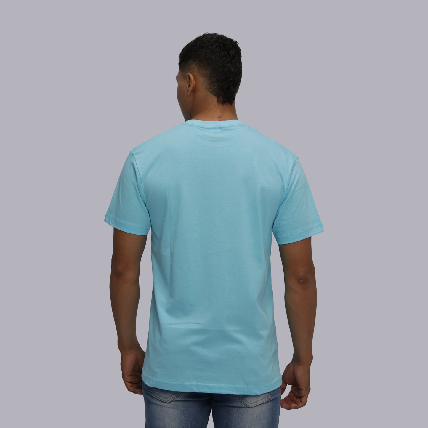 CAMISETA BASICA PREMIUM / AGUA