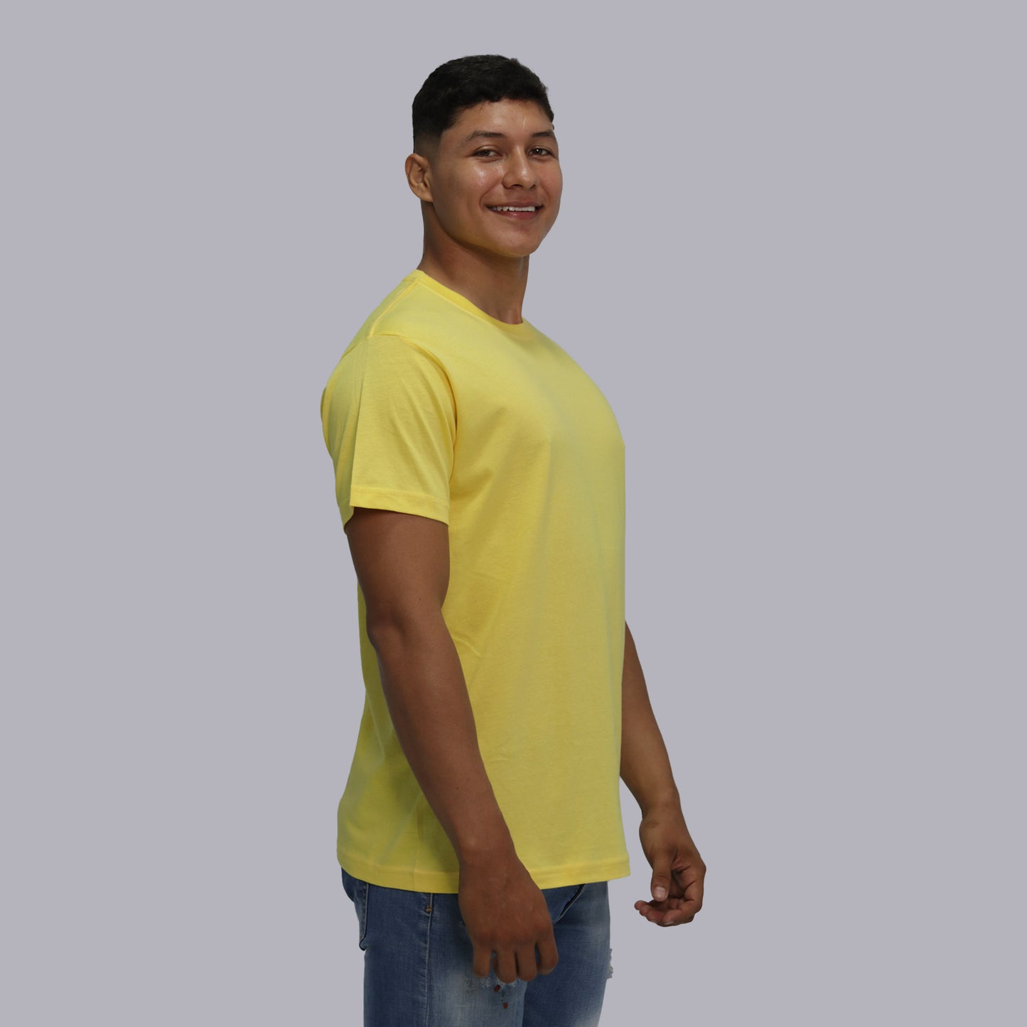 CAMISETA BASICA PREMIUM / AMARILLO CLARO