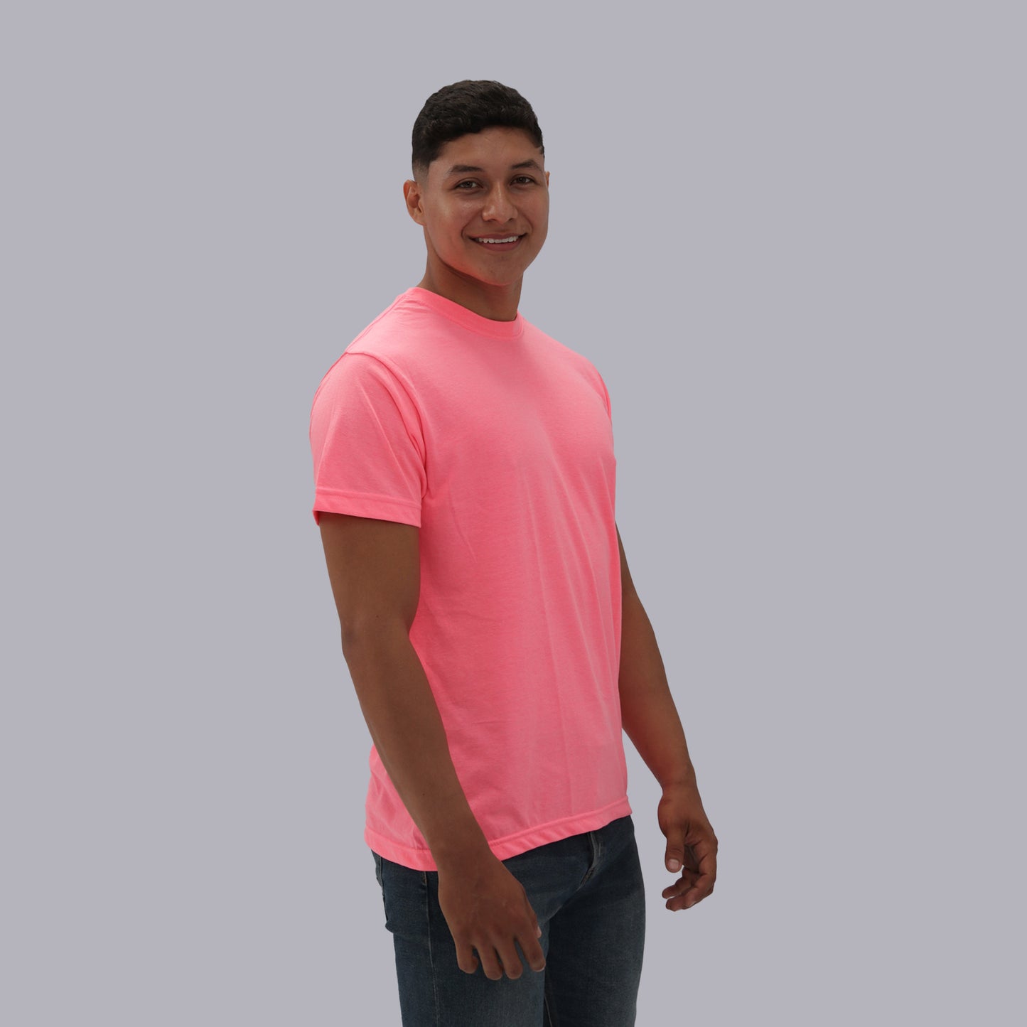 CAMISETA BASICA PREMIUM / ROSA NEON