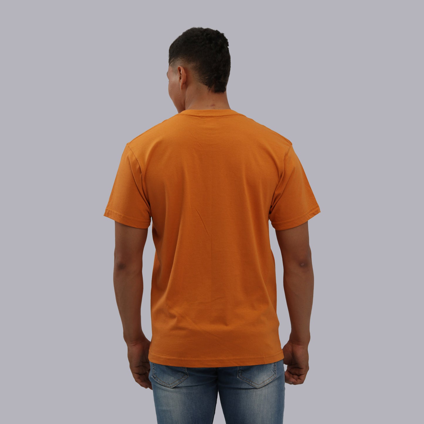 CAMISETA BASICA PREMIUM / CARAMELO