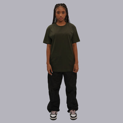CAMISETA BASICA PREMIUM / VERDE MILITAR