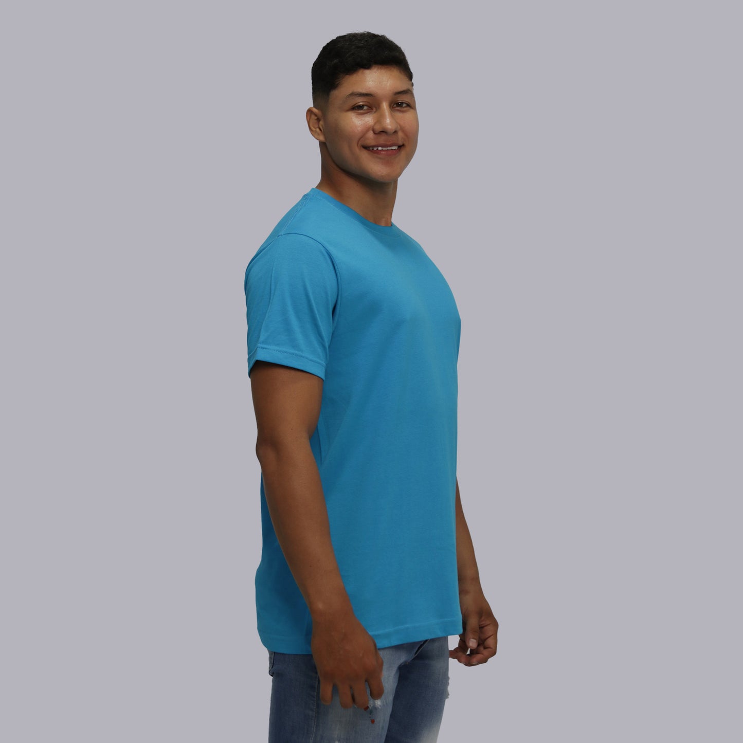 CAMISETA BASICA PREMIUM / TURQUEZA