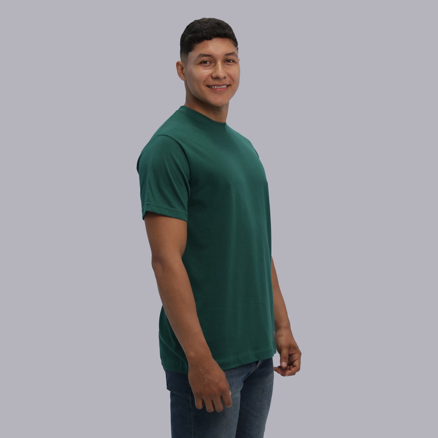 CAMISETA BASICA PREMIUM / VERDE BOTELLA