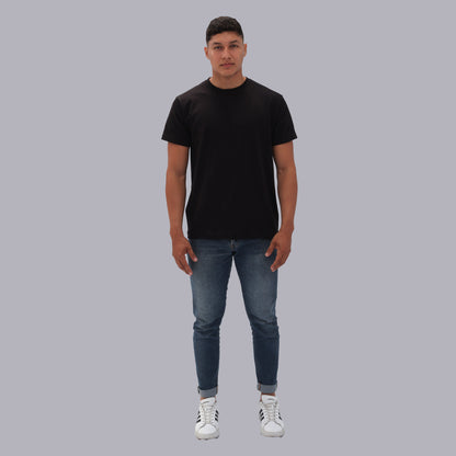 CAMISETA BASICA PREMIUM / NEGRO
